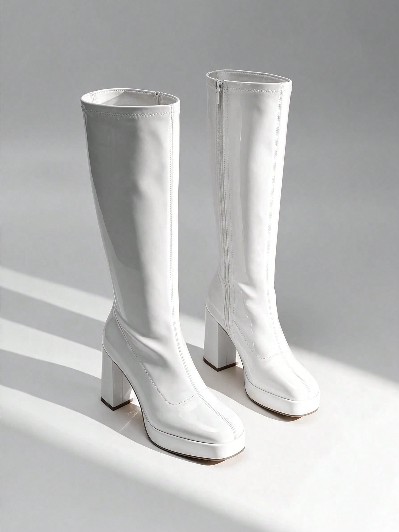 レディース ゴゴニーハイブーツ、厚底ブロックヒールプラットフ - Sock Boot Women のレビューと価格